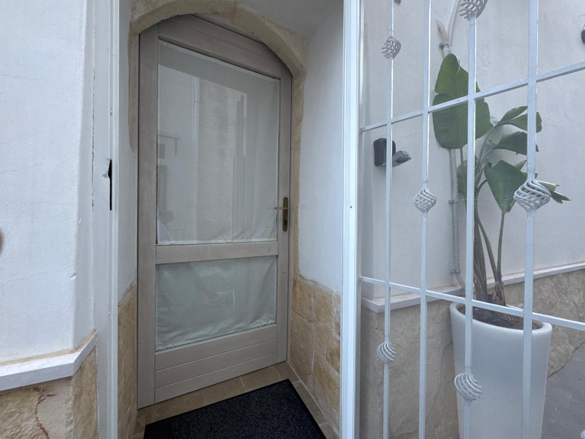 Arquati Room Ostuni Εξωτερικό φωτογραφία